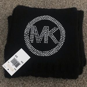 Michael Kors Scarf Black/Silver NWT